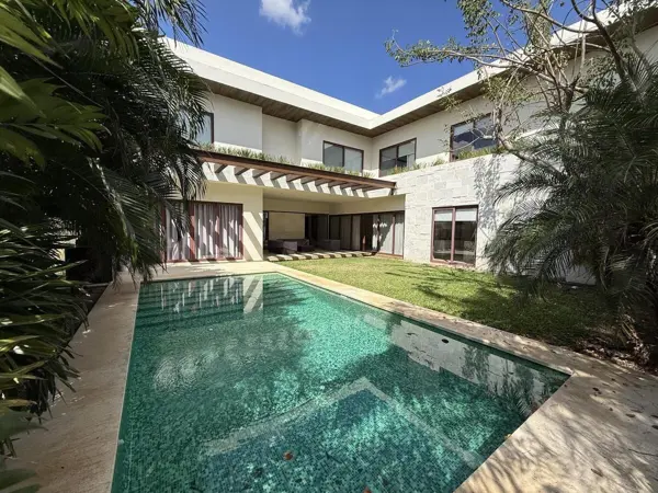 Casa en venta en Temozon Norte, Mérida — foto 2 de 46