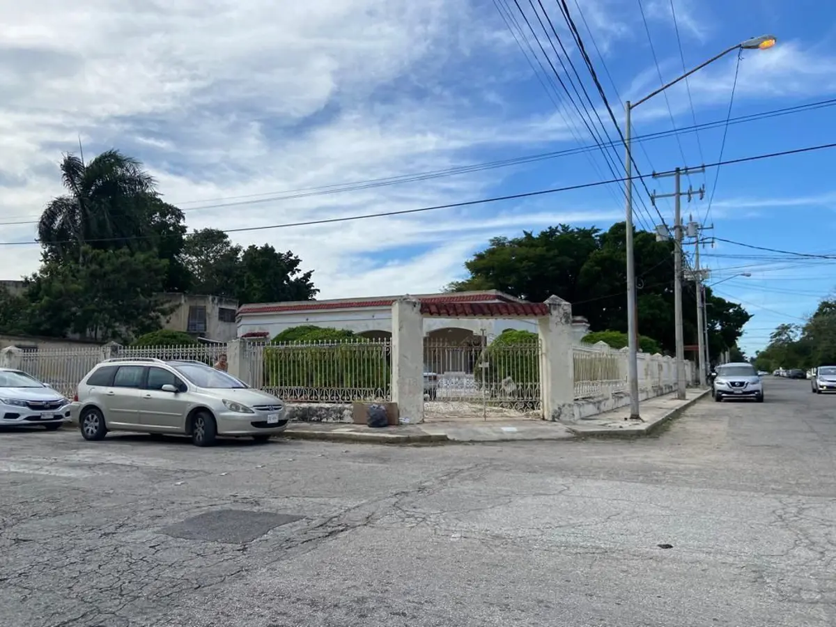 Casa en venta en Garcia Gineres, Mérida — foto 1 de 15