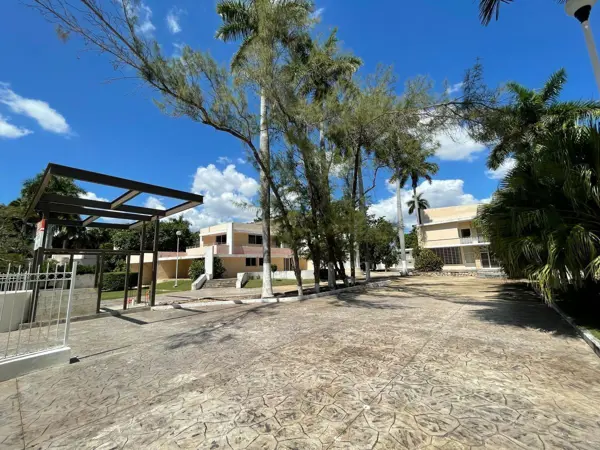 Casa en Renta en Mérida Yucatán en la Avenida Colón a Metros de Paseo de Montejo
