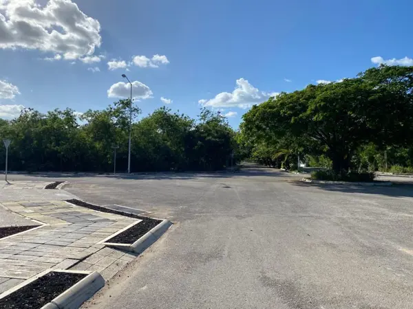 Terreno en venta en Residencial Xcanatún, Mérida — foto 2 de 12