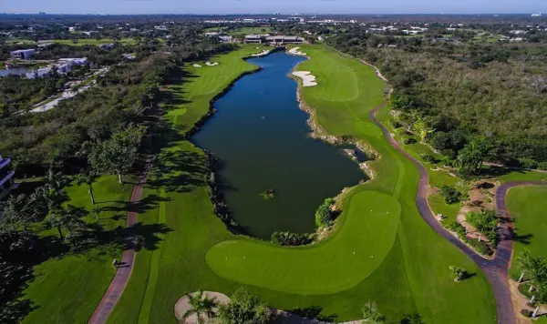 Terreno en venta en Yucatán Country Club, Mérida — foto 2 de 18