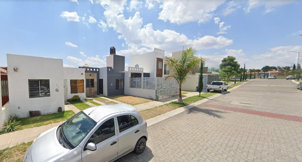 Casa en venta en Lago Real, Zapopan — foto 2 de 13