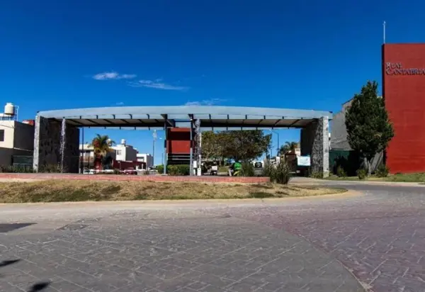 Casa en venta en Real Cantabria, Zapopan — foto 3 de 14
