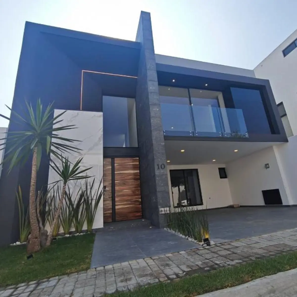 Casa en venta en Lomas de Angelópolis, San Andrés Cholula — foto 1 de 24