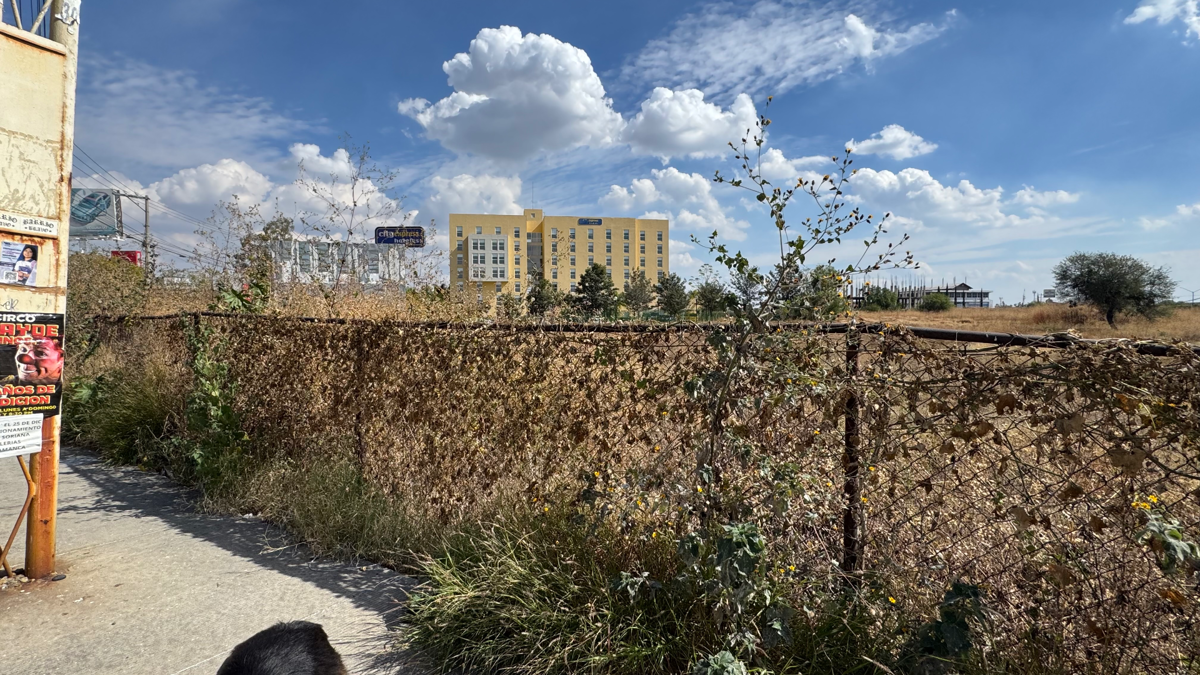 Terreno en venta en El Pirul, Salamanca — foto 1 de 5