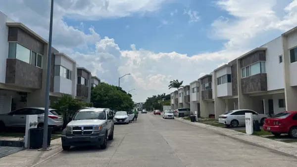 Casa en venta en Jardines del Sur, Benito Juárez — foto 2 de 23