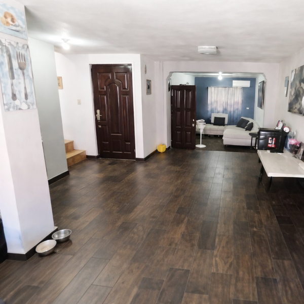 Casa en venta en Valle del Canada, General Escobedo — foto 2 de 11