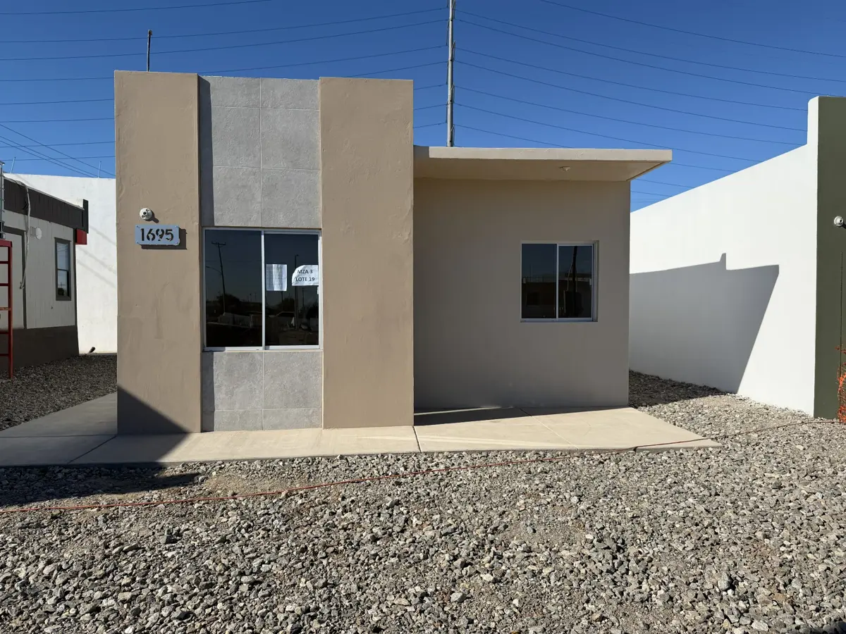Casa en venta en Centaurus, Mexicali — foto 1 de 8