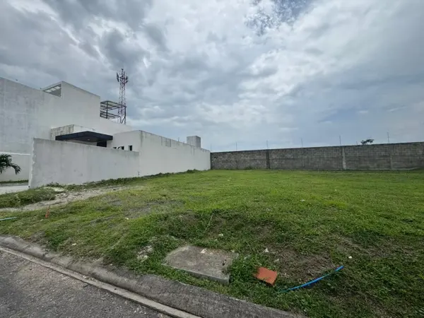 Terreno en venta en Lomas de la Rioja, Alvarado — foto 2 de 2