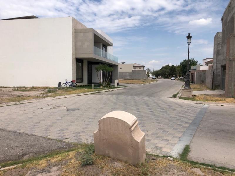 Vista 2 de Terreno en Venta en Residencial Cumbres, Torreón, Coahuila de Zaragoza