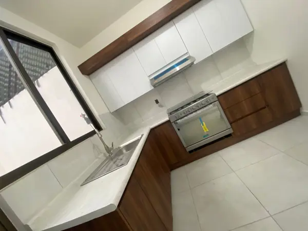 DISPONIBLE EN VENTA, COL. LOMAS DE LAS ESTRELLAS: CONECTIVIDAD Y PLUSVALÍA
