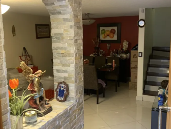 CASA A LA VENTA EN COLONIA EL SEMINARIO TOLUCA EDOMEX YQH CASA A LA VENTA EN COLONIA EL SEMINARIO TOLUCA EDOMEX YQH