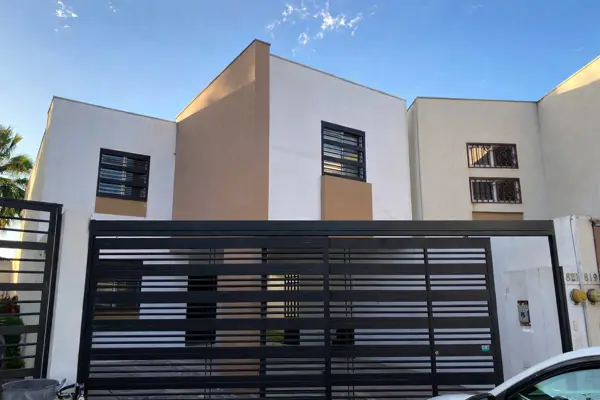 Casa en Venta en Las Lomas Jardines, Cumbres, García