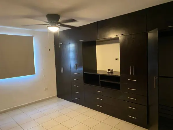 Casa en venta en Las Lomas, García — foto 2 de 8