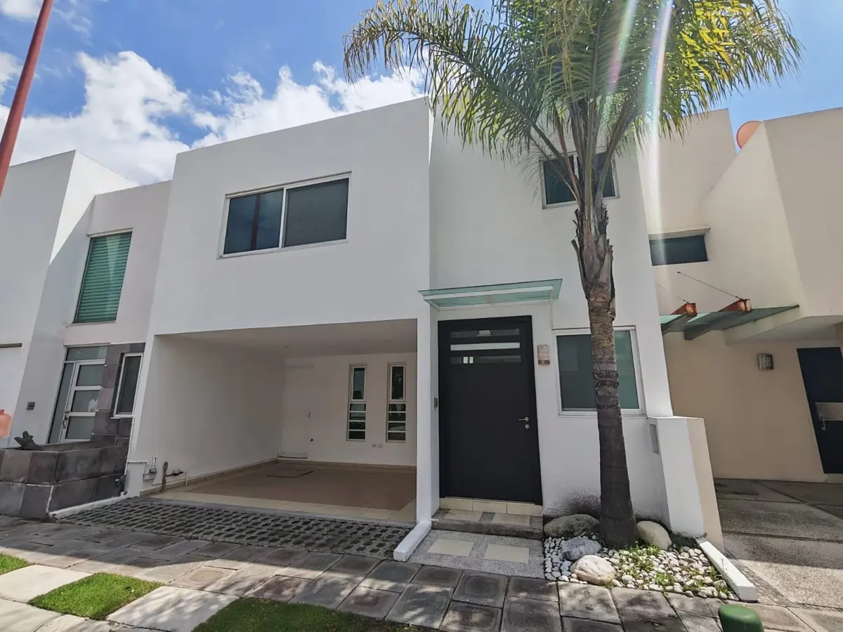 Casa en venta en Emiliano Zapata, San Andrés Cholula — foto 1 de 17