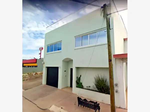 Casa en venta en Valle Dorado, Culiacán — foto 3 de 10