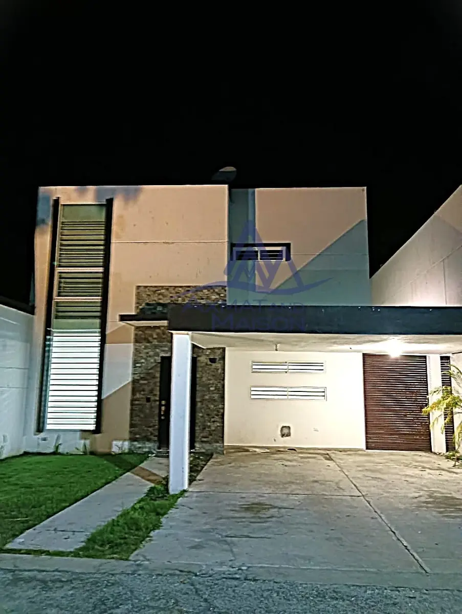 Casa en venta en Canterías, Carmen — foto 1 de 13
