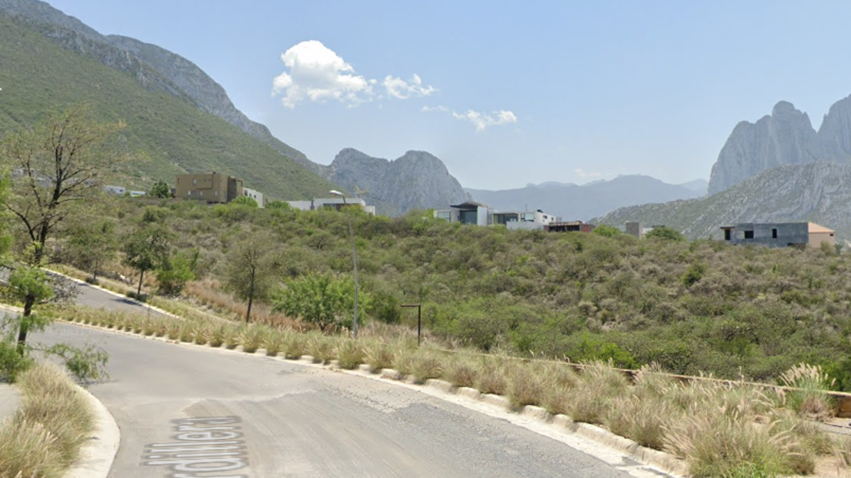 Terreno en venta en Cordilleras del Virrey, Santa Catarina