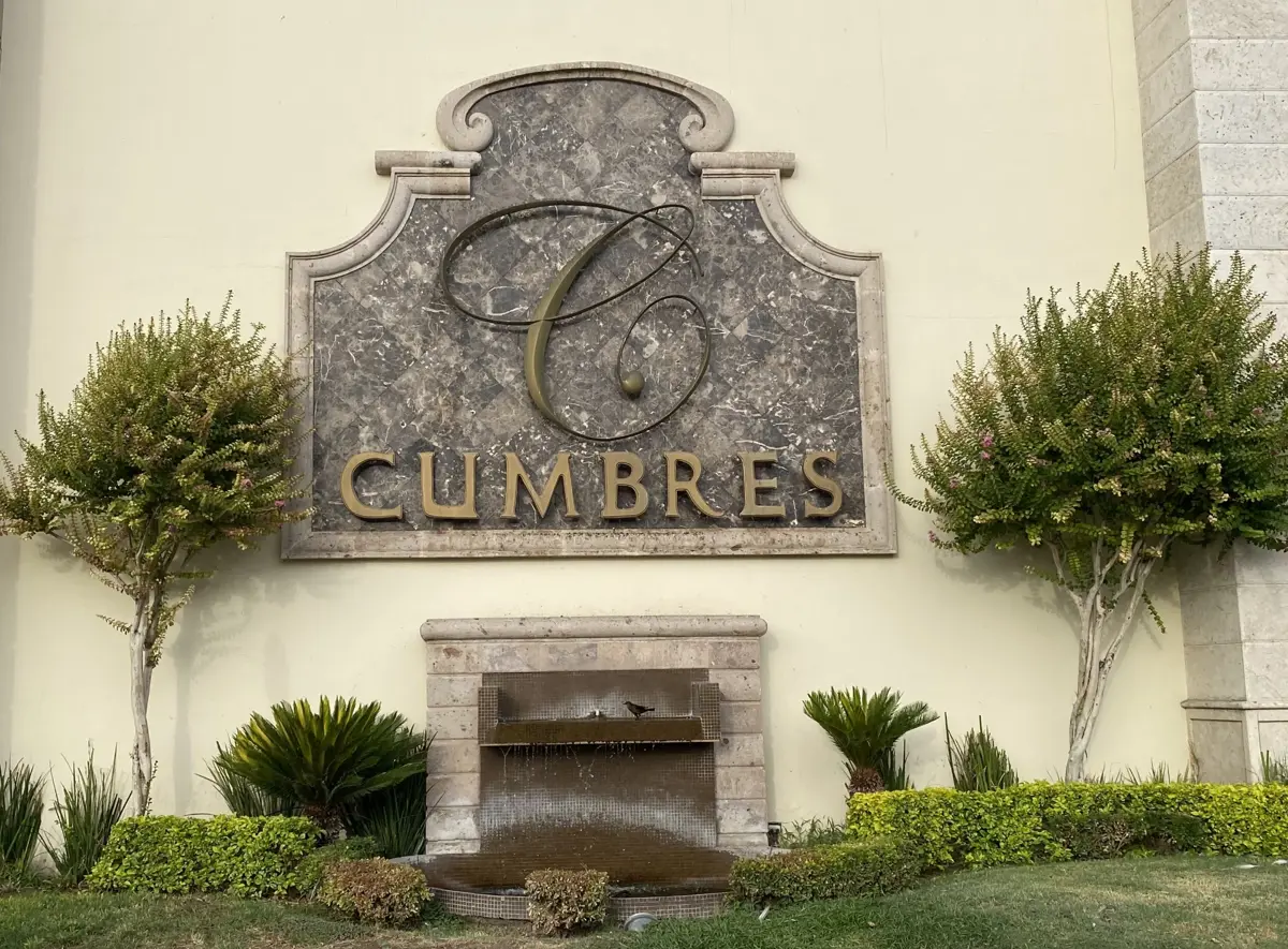 Terreno en venta en Residencial Cumbres, Torreón — foto 1 de 8