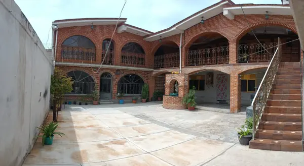 Estrena Casa Amplia en Hueypoxtla.