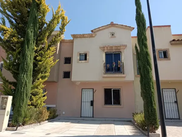 Casa en venta en Real Toledo, Pachuca de Soto — foto 3 de 31