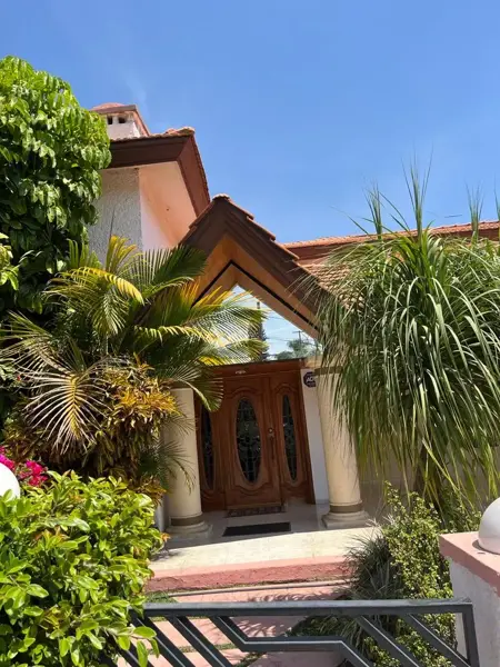Casa en venta en Cocoyoc, Yautepec — foto 2 de 37