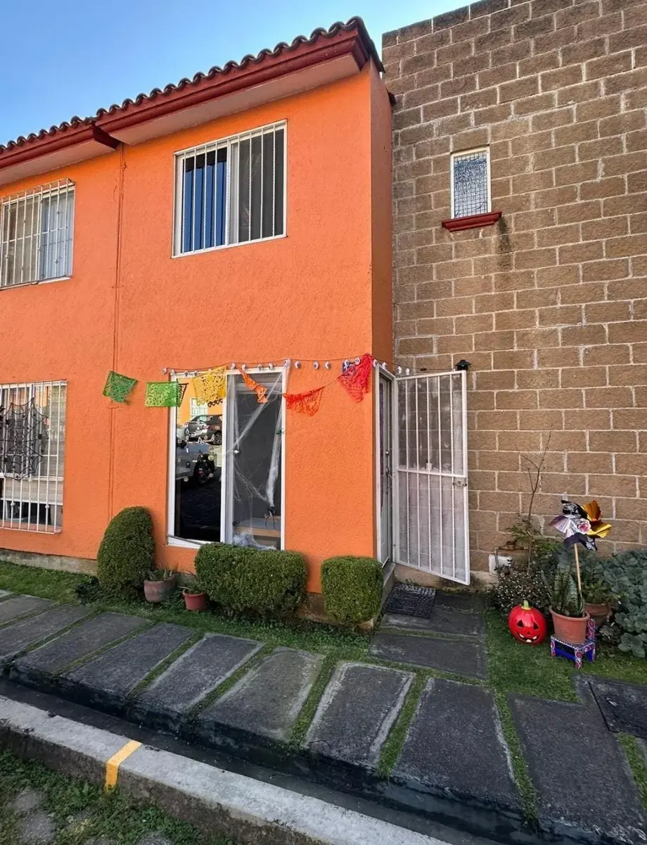 Casa en venta en Lomas de Ahuatlán, Cuernavaca — foto 1 de 6