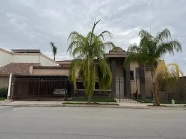 Casa en Venta en Hacienda del Rosario, Torreón con Espacios Amplios y Amenidades Exclusivas