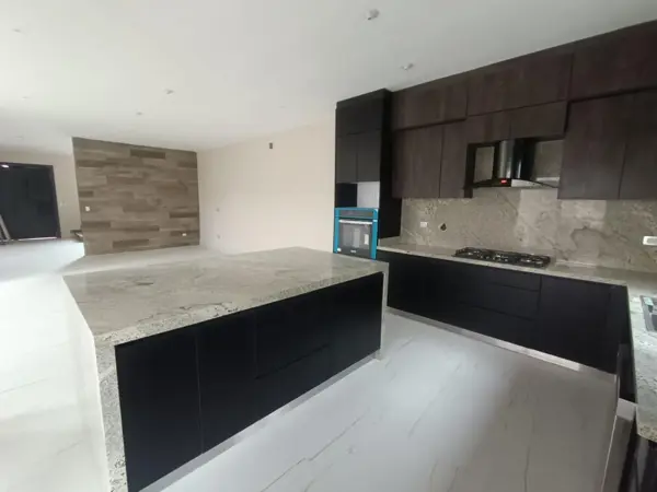 Casa en venta en Alcazar Residencial, Saltillo — foto 3 de 13