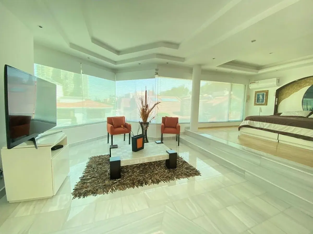 Casa en renta en Fuentes del Pedregal, Tlalpan — foto 1 de 13