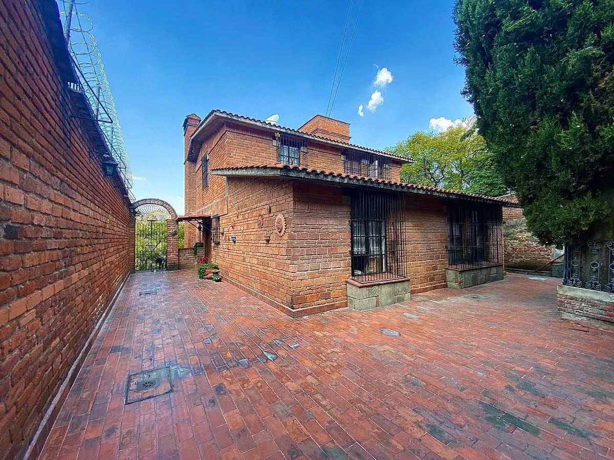 Casa en venta en Tetelpan, Álvaro Obregón — foto 1 de 24
