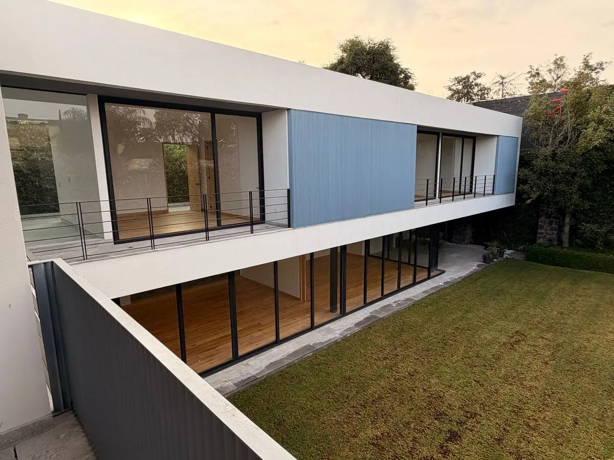 Casa en venta en Jardines del Pedregal, Álvaro Obregón — foto 1 de 46