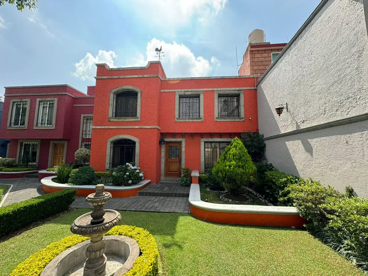 Casa en venta en Tlalpan Centro, Tlalpan — foto 1 de 24