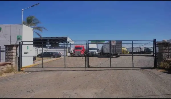 Bodega en renta en Cumbres de Conín, El Marqués — foto 3 de 8