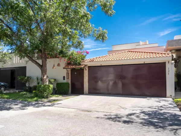 Casa en venta en Las Trojes, Torreón — foto 2 de 33