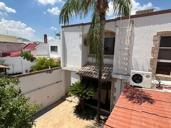 Casa en venta en Torreon Jardin, Torreón — foto 2 de 42