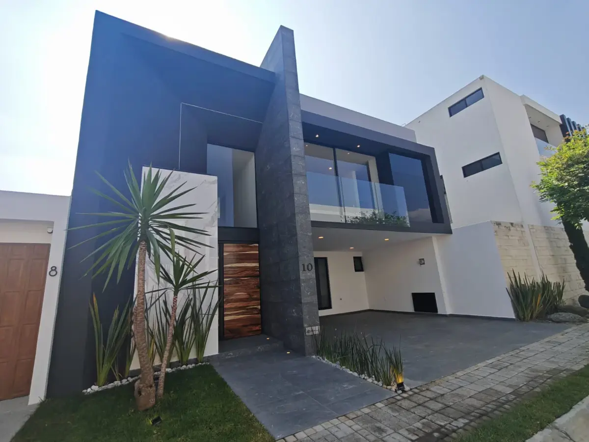 Casa en venta en Lomas de Angelópolis, San Andrés Cholula — foto 1 de 18