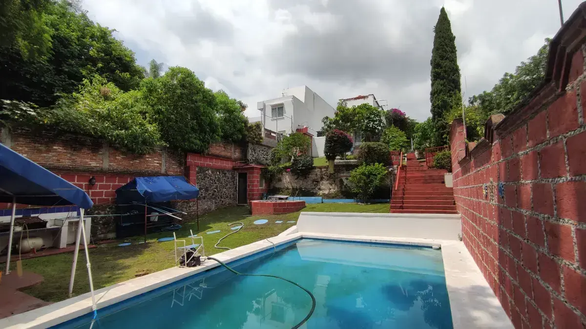 Casa en venta en Buenavista, Cuernavaca — foto 1 de 27