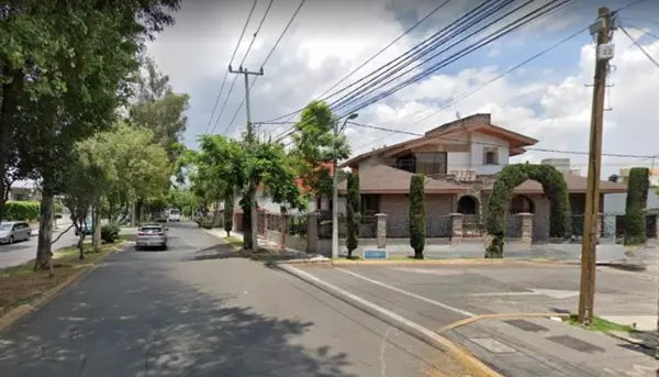 Casa en venta en Valle Dorado, Tlalnepantla de Baz — foto 2 de 10