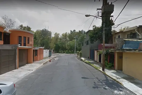 Amplio terreno para Casa o negocio en Coyoacan CDMX,