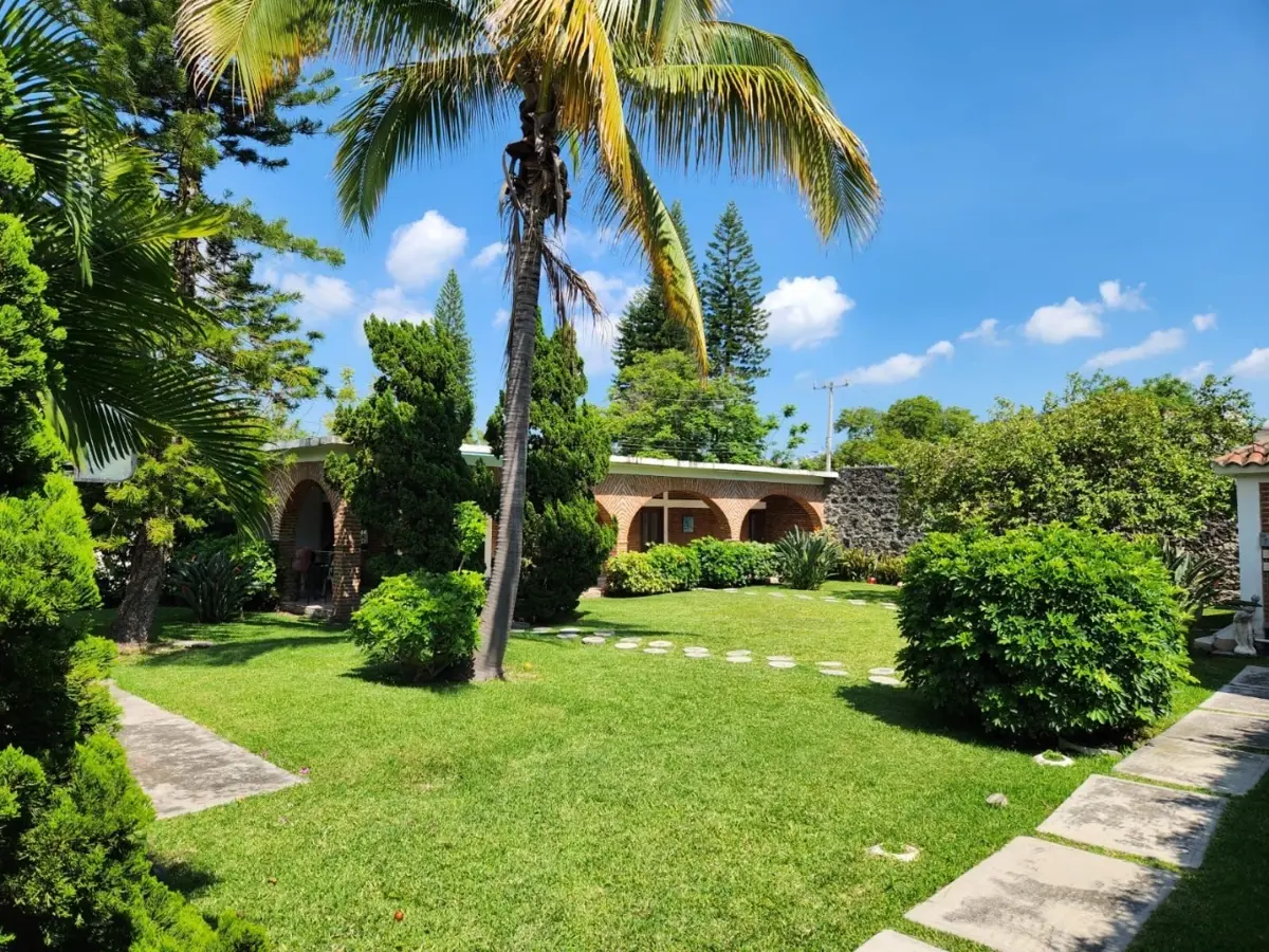 Casa en venta en Las Fincas, Jiutepec — foto 1 de 21