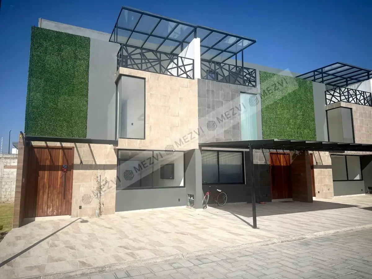 Casa en venta en Lazaro Cardenas, San Pedro Cholula — foto 1 de 33