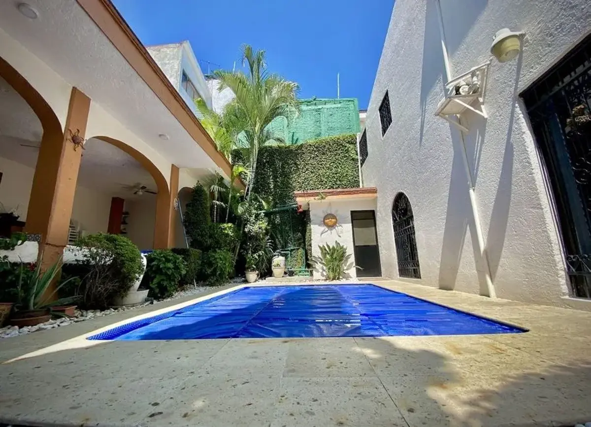 Casa en renta en Lomas de Cortes, Cuernavaca — foto 1 de 37