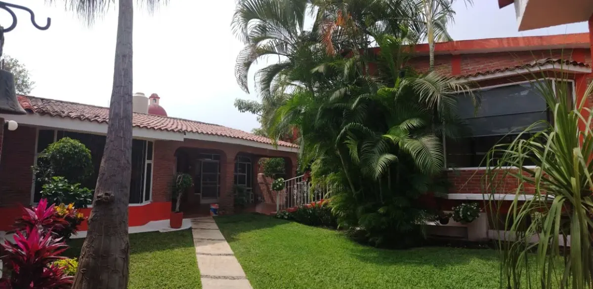 Casa en renta en Junto al Río, Temixco — foto 1 de 24
