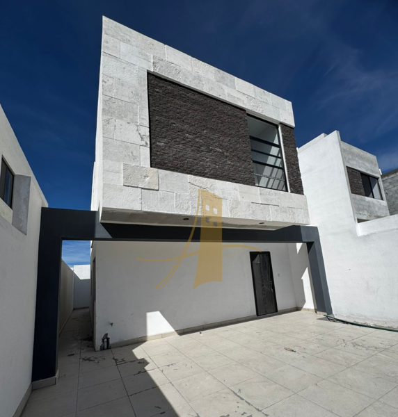 Casa en venta en Las Brisas, Saltillo — foto 2 de 17