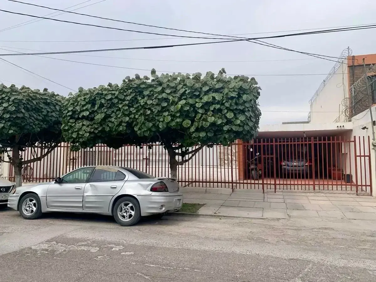 Casa en venta en Las Rosas, Gómez Palacio — foto 1 de 25