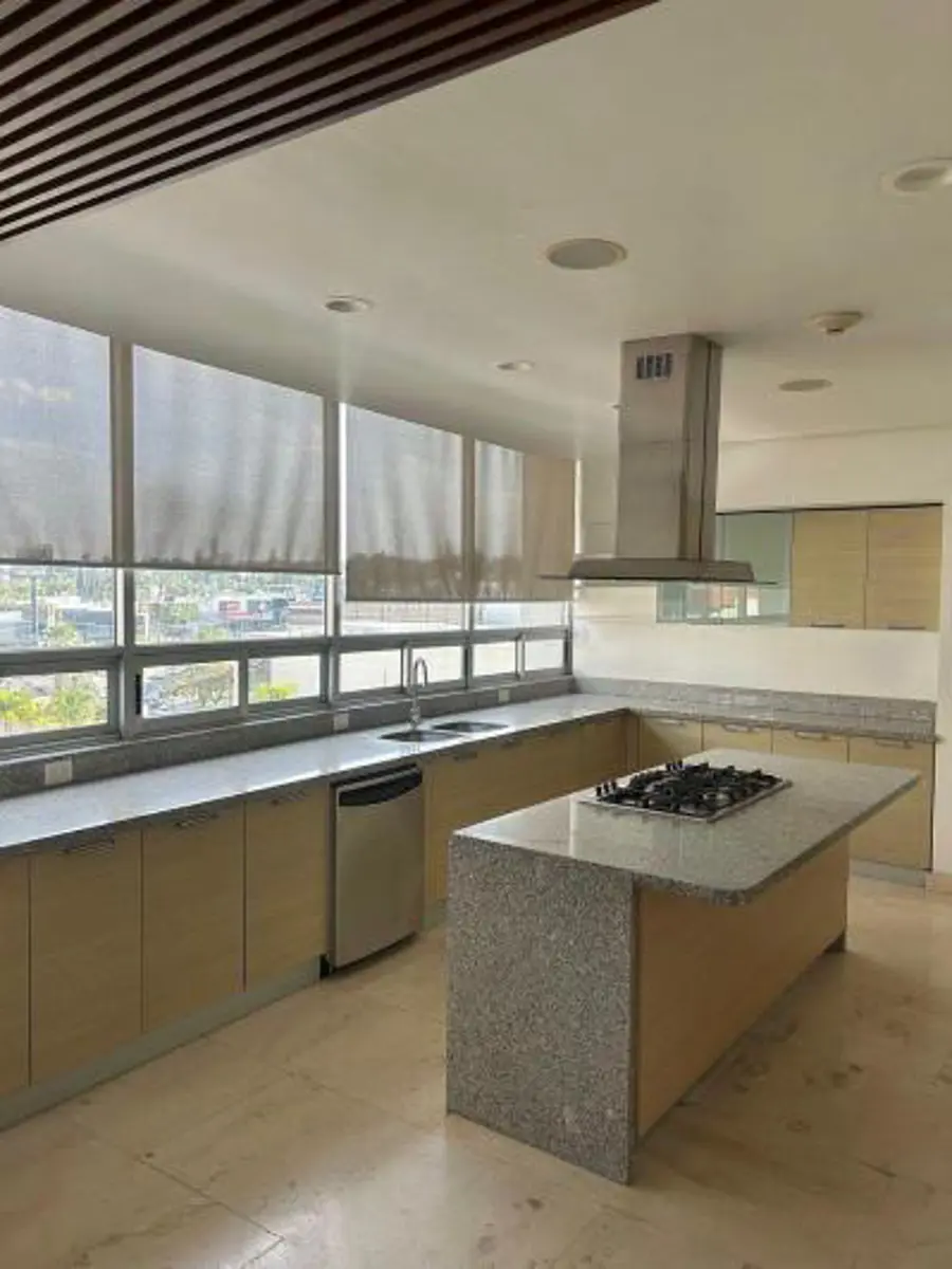 Departamento en renta en Puerta de Hierro, Zapopan — foto 1 de 4