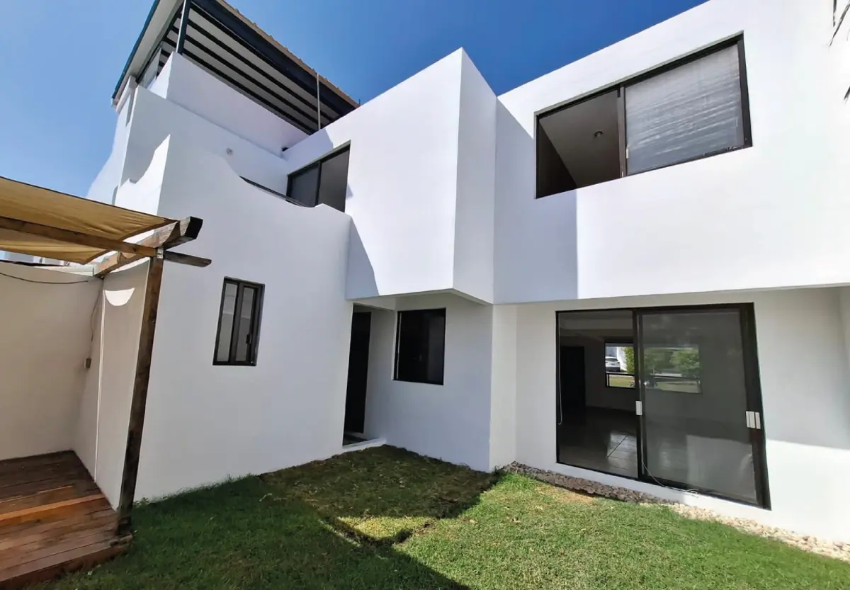 Casa en venta en Paseo del Parque, Morelia — foto 1 de 15