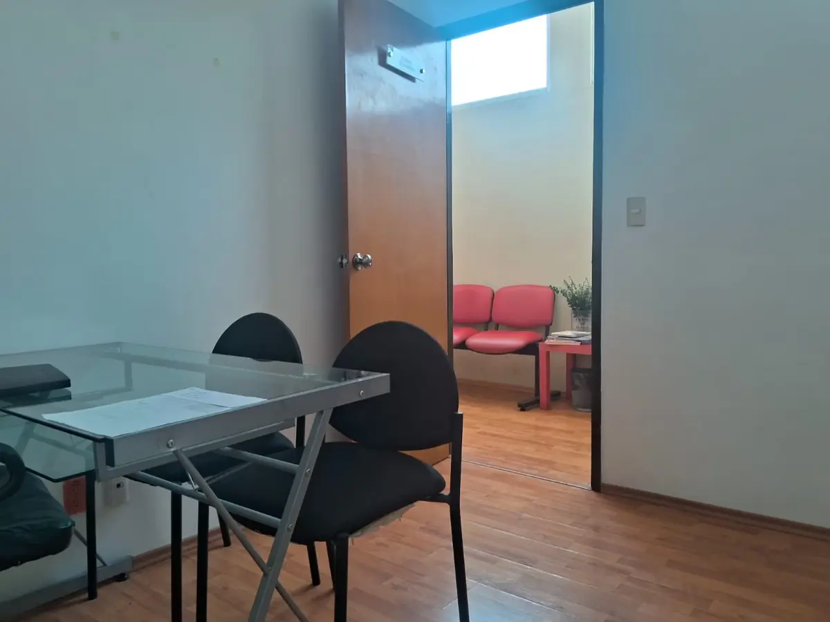 Oficina en renta en Santa Cruz del Monte, Naucalpan de Juárez — foto 1 de 12