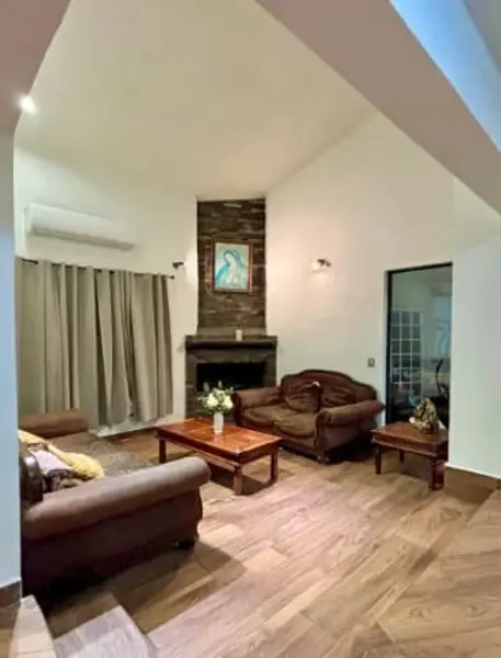 Casa en venta en Lomas del Roble, San Nicolás de los Garza — foto 3 de 16